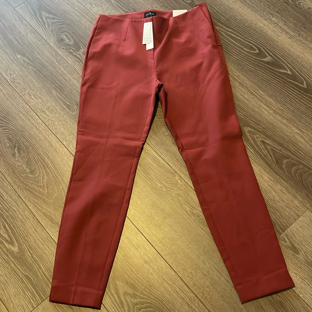 Brand New Women’s Ankle pants by WHBM